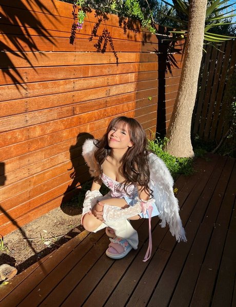 Eeeveenara star naked image