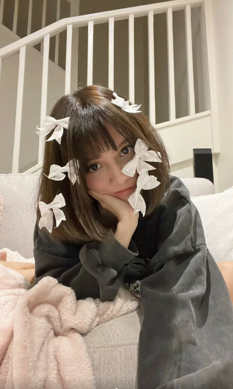 Eeeveenara model exclusive img