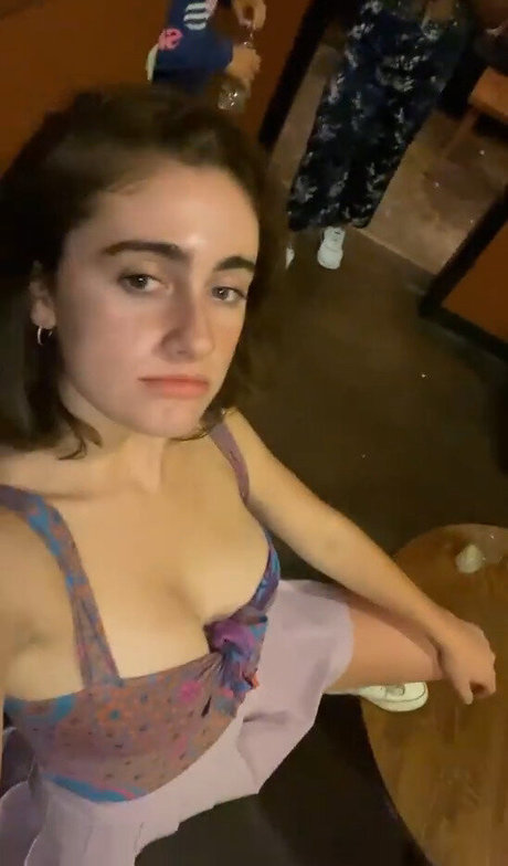 barista onlyfans sexy photo