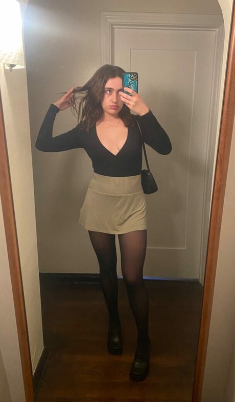 Rachel Anne Sennott adult star archive