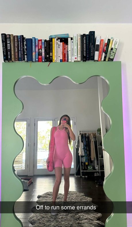 young onlyfans hd photo