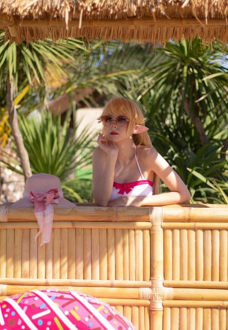 blonde secretary onlyfans exclusive image