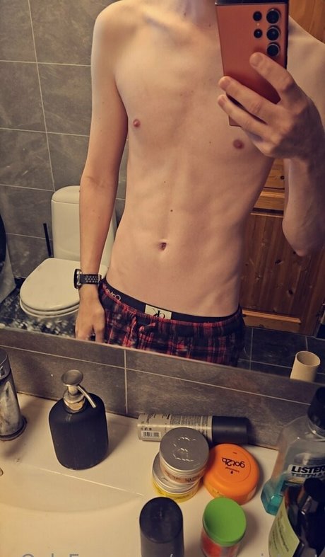 summerisbest model free pic