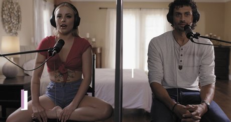 Anna Claire Clouds star archive