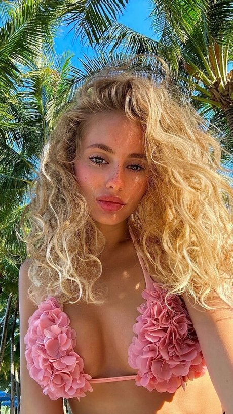 asian onlyfans art nude images