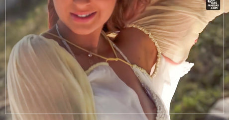 Marina Ruy Barbosa beautiful model img