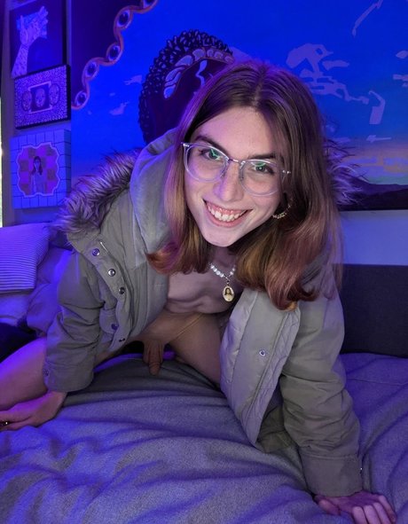 Nayomo star top pics