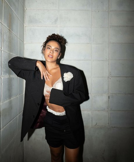 Bella Campos pornstar nice photo