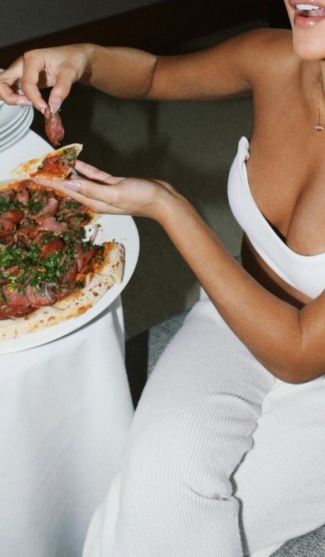 Bella Campos model archive