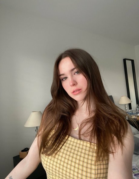 Frankie Lollia exclusive pornstar images