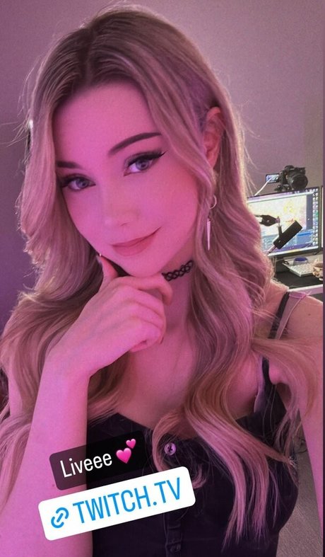 alt girl onlyfans sexy nude galleries