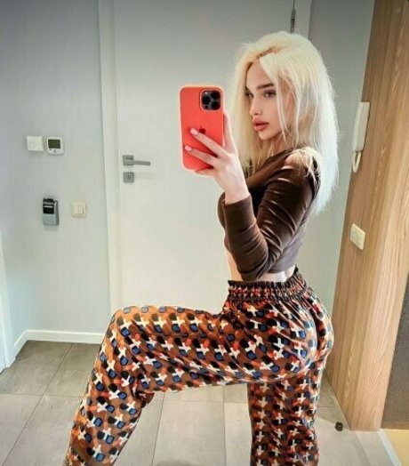 redhead squirt onlyfans erotic pics