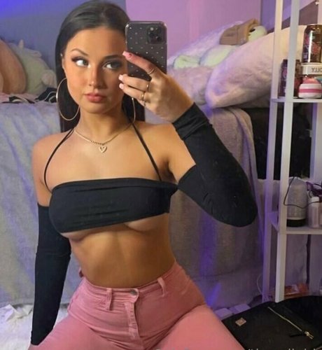 wide onlyfans nudes image