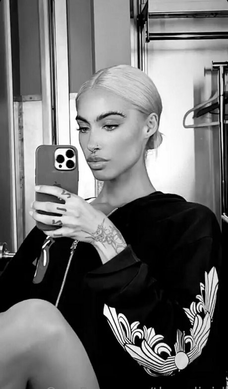 teen tits onlyfans hot naked picture