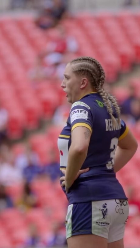 Caitlin Beevers pornstar beautiful photos