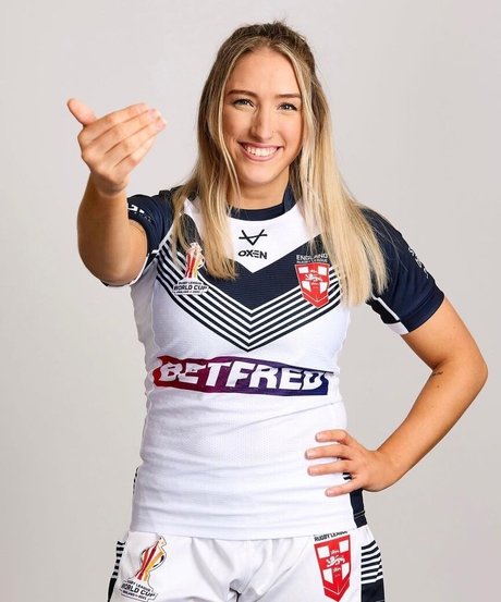 Caitlin Beevers nice pornstar gallery