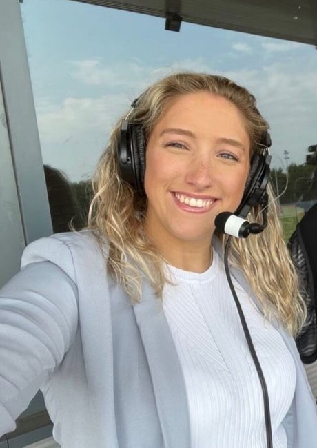 Caitlin Beevers naked actress photos