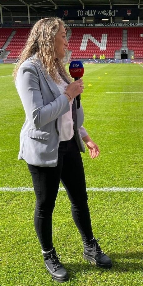 Caitlin Beevers top actress pics