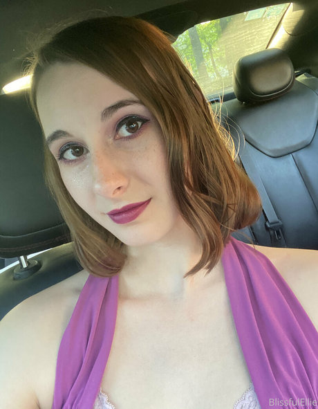 blonde deepthroat onlyfans perfect image