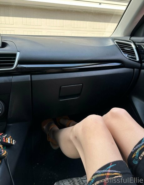 skinny shemale onlyfans beautiful xxx archive