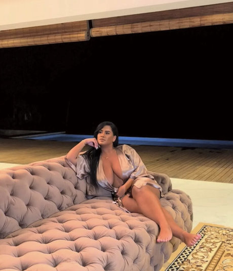 Viphanaaels model art pics