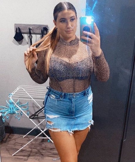 hottest young onlyfans art nude gallery