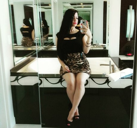 Jennifer Cortez beautiful star pictures