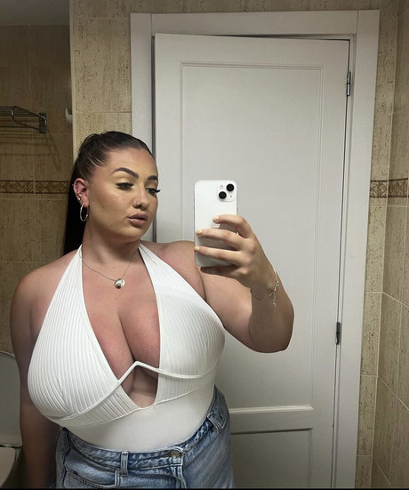 chelsea leigh pornstar hot images