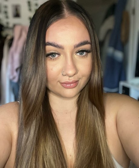 chelsea leigh erotic star photos