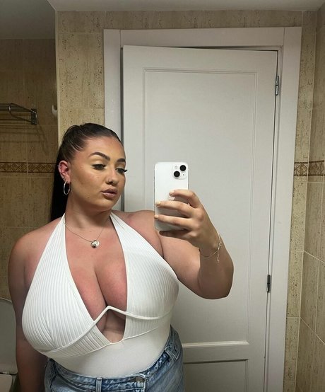 chelsea leigh nice model image