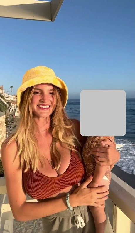 Isabella Abell model beautiful picture