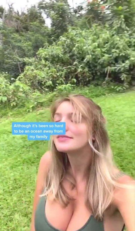 Isabella Abell art model images