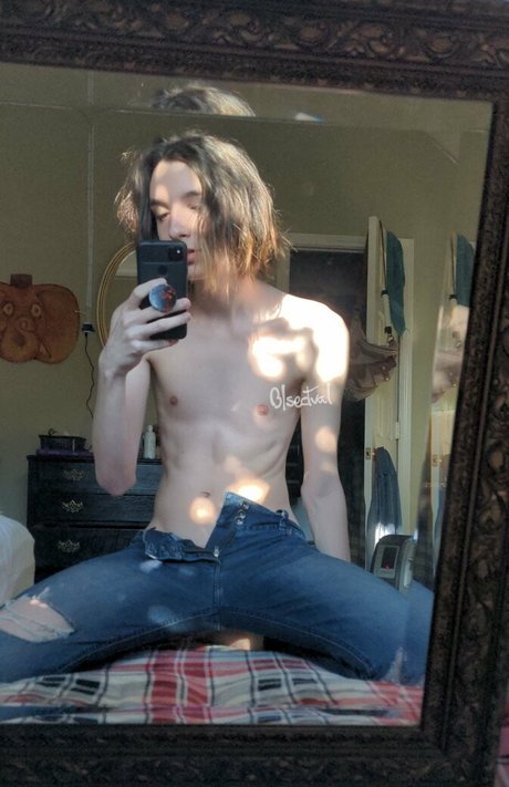 Bisectual perfect actress gallery