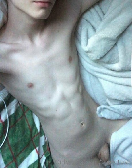 Bisectual model top pics