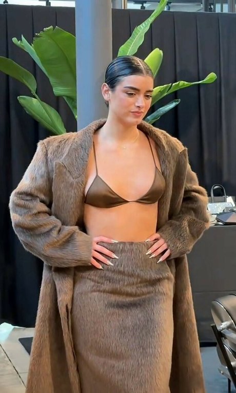 ebony sloppy onlyfans art nude galleries