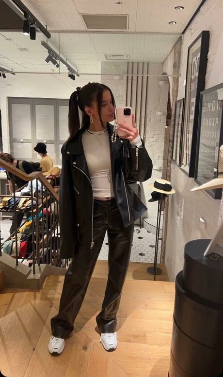 Lea Elui model top galleries