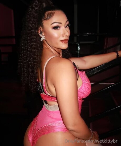 wetkittybri star xxx pics