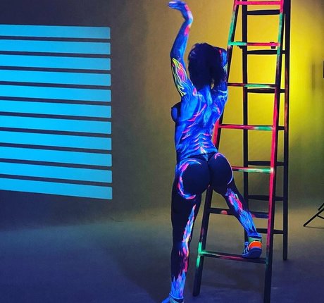 Ingrid Brans naked model image