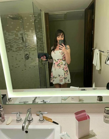 Ingrid Brans star pretty img