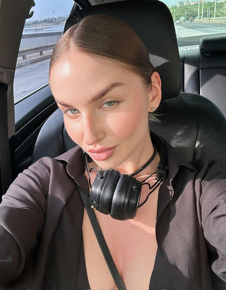 lana ocean porn model pic