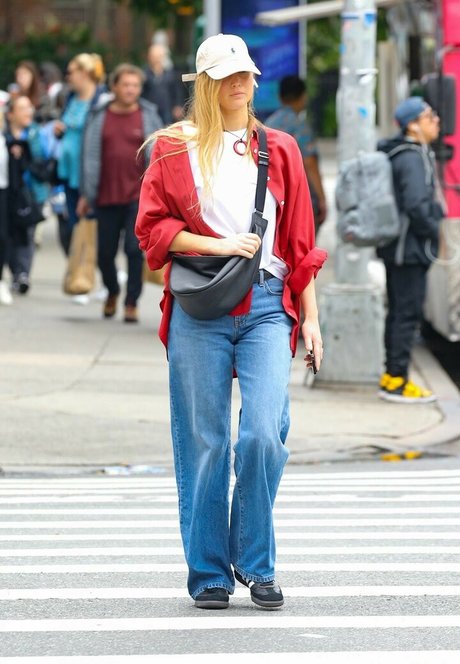 latina lesbian onlyfans sexy gallery