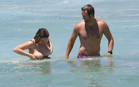 asian mom onlyfans sexy nudes images