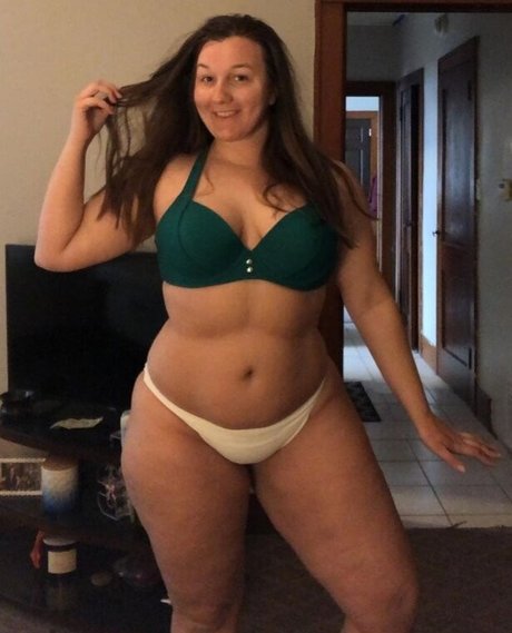 Courtney Rose star sexy picture