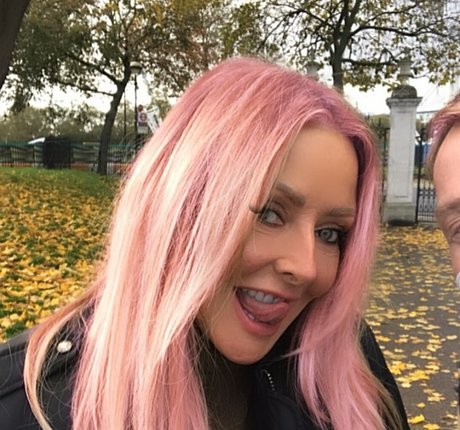 hairy pregnant onlyfans free nude pic