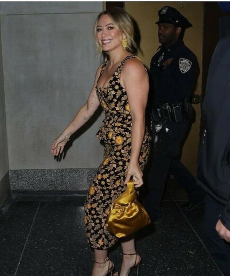 Hilary Duff hot actress pictures