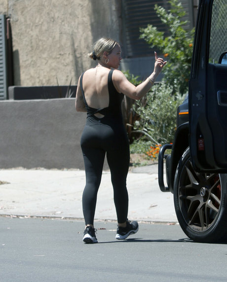 Hilary Duff Profile