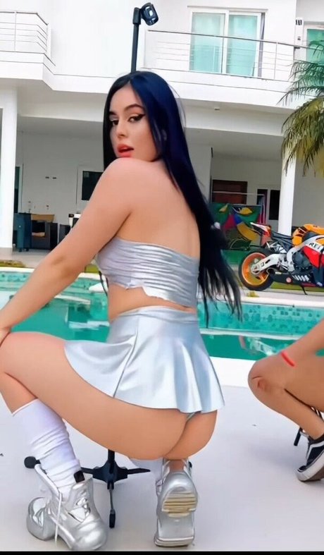 MC Bella Angel naked actress gallery