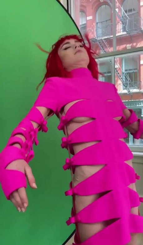 tanned onlyfans porn pic