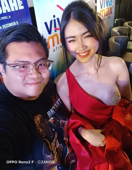 Azi Acosta nude actress pics