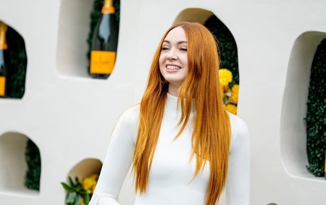 Karen Gillan model xxx archive